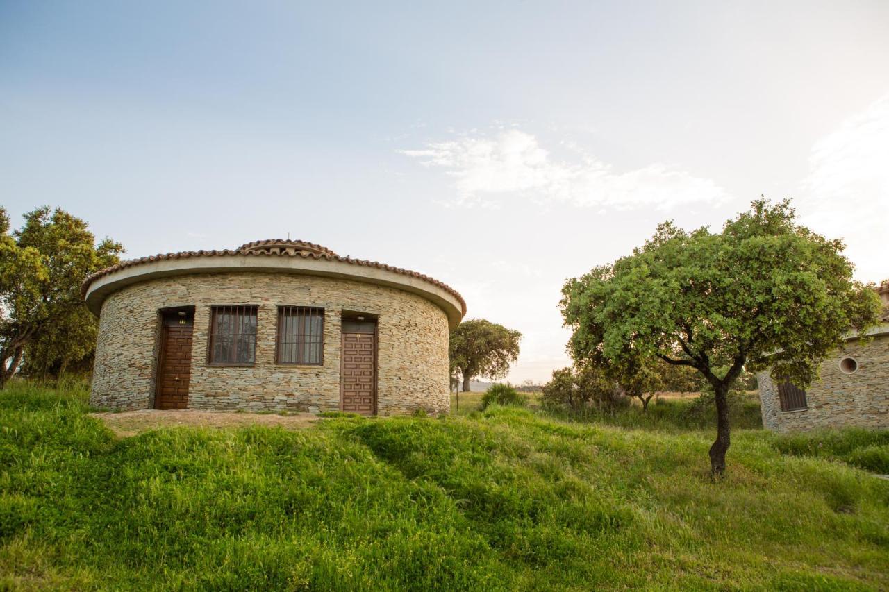 Los Chozos Del Geoparque Carrascalejo Exterior foto